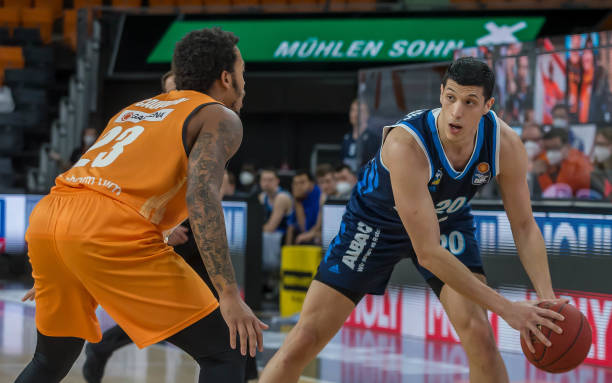 布云朝克特 布云朝克特