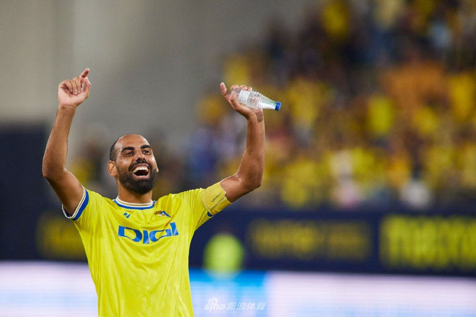 这为他在本 这为他在本