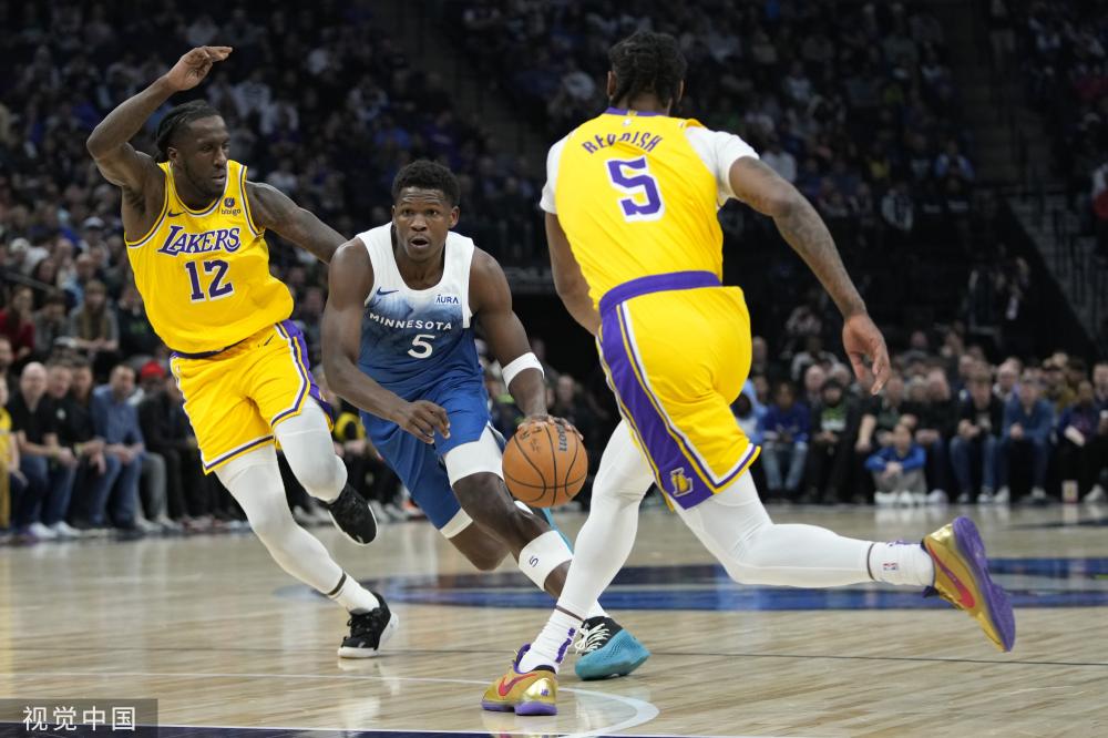 进入季后赛 进入季后赛