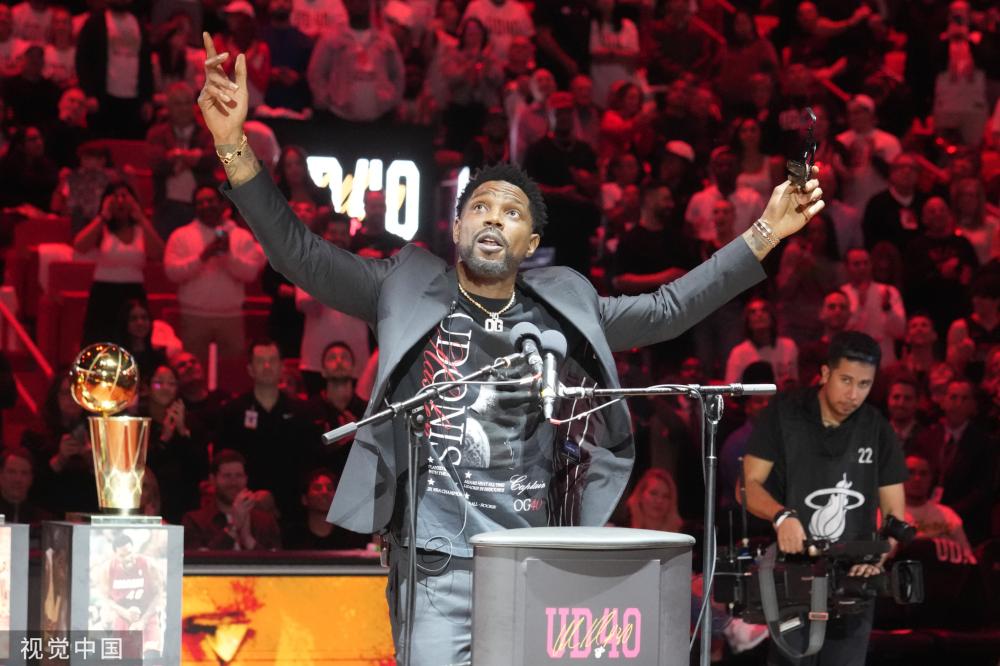 的密集火力 的密集火力